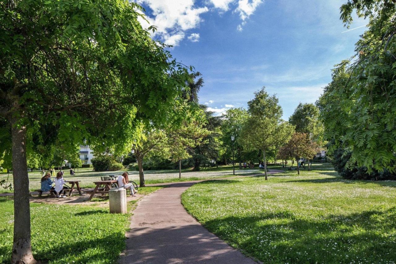 Happy Place - 15 Min Paris & 30 Min Disneyland - Subways - Facilities - Free Parking - Secured Maisons-Alfort Exteriör bild